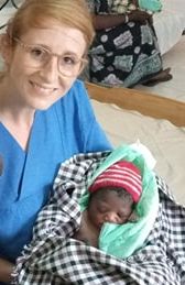 Bericht zum Einsatz Gesundheitsversorgung: Anne-Katrin Klotzsch, Hebamme/ midwife