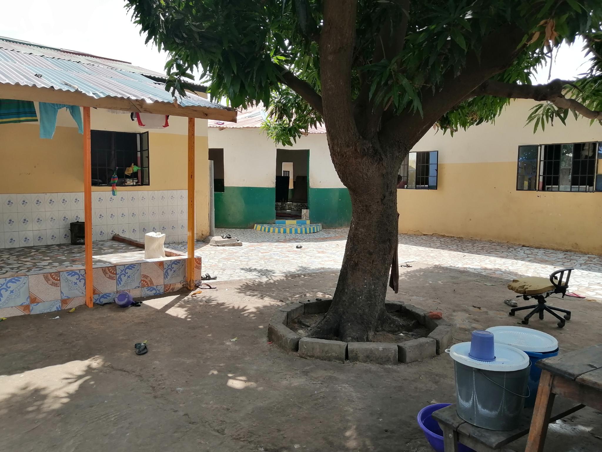 Warum wir es wichtig finden, Fatou Gayes Kinderschutzhaus in Gambia zu unterstützen