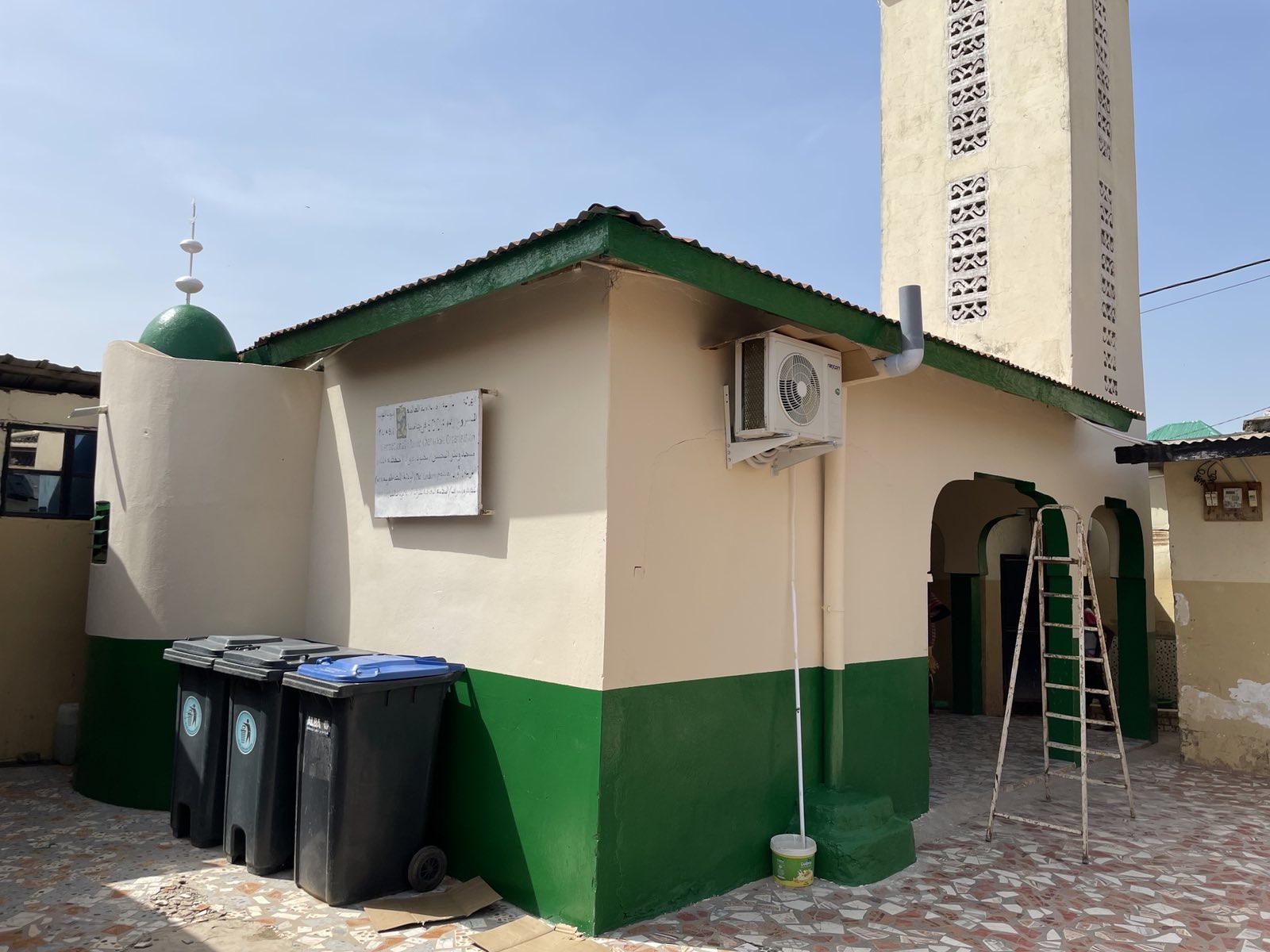 Geschafft! Der Hygieneraum zur Totenversorgung ist fertigstellt