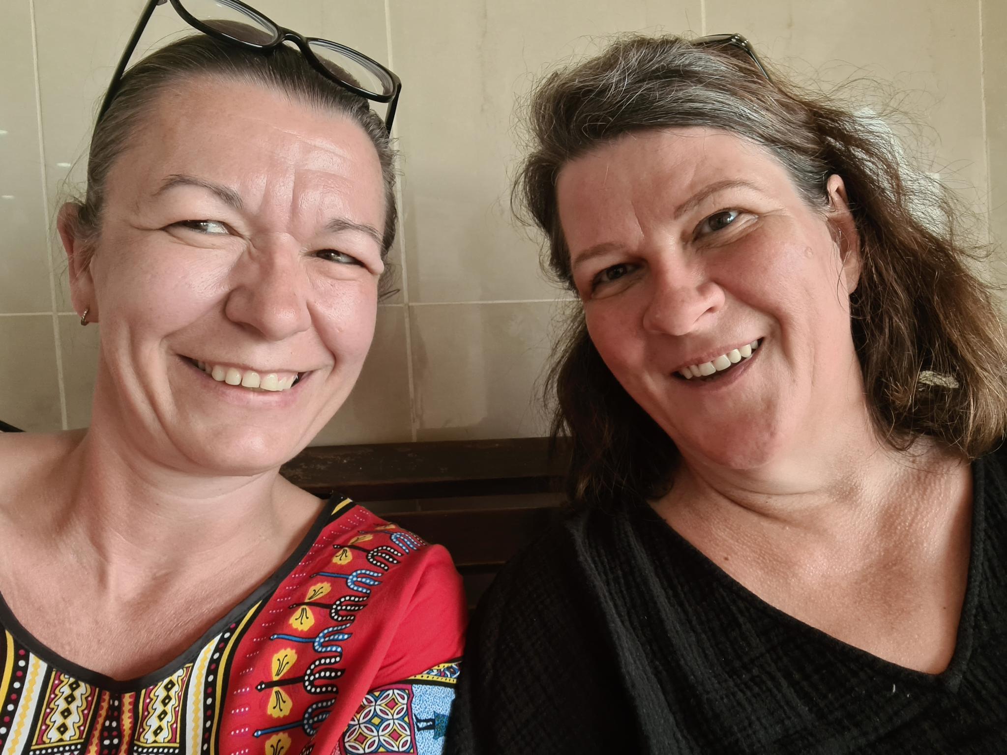 Arbeitseinsatz Anja Schütz und Katrin Witt