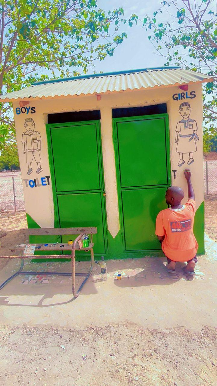 SMD: Die neuen Toiletten für den Kindergarten wurde verschönert