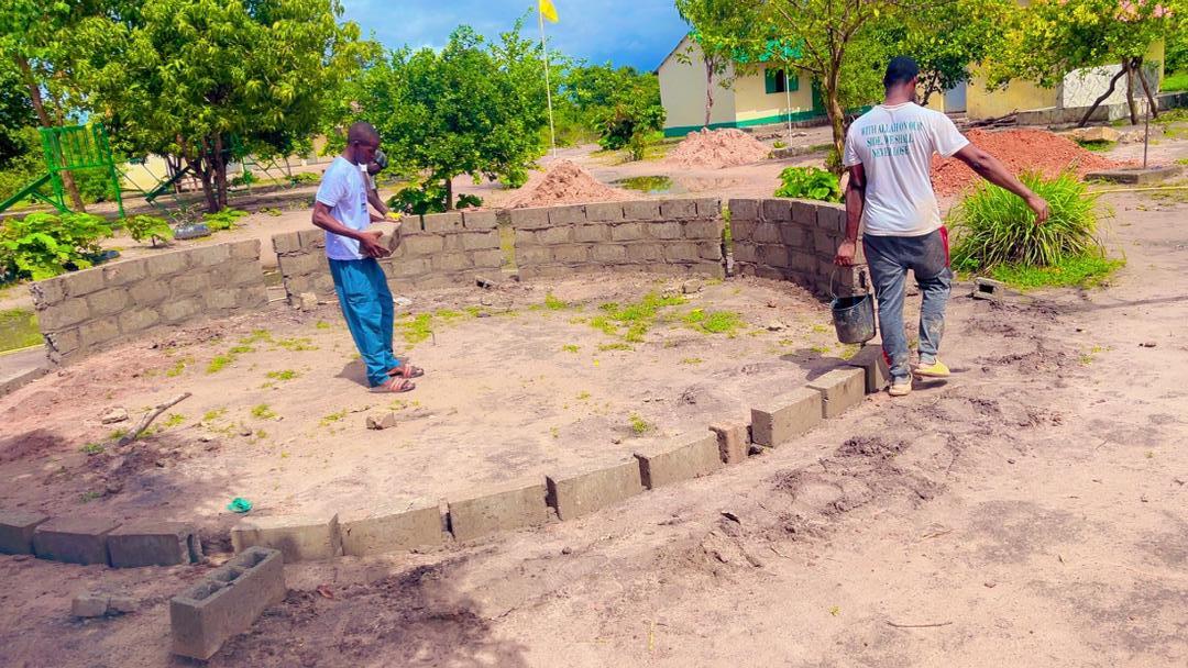 Bau eines Lern- und Pausenraums in Sareh Marie Dobo abgeschlossen