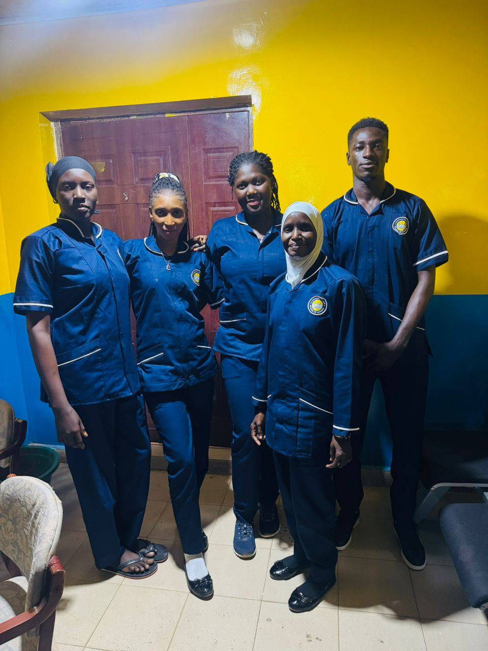 Spendensammeln für 4 Hebammen-Azubis